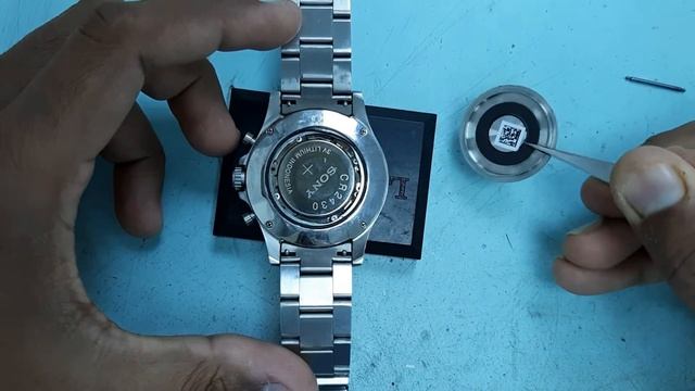 How To Open Fossil Q Smart Watch, Fossil Q Replacement The Battery | Watch Repair Channel смотреть онлайн