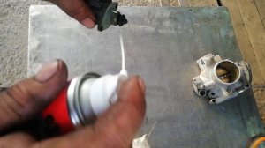 Как промыть дроссельную заслонку на Ваз 2112