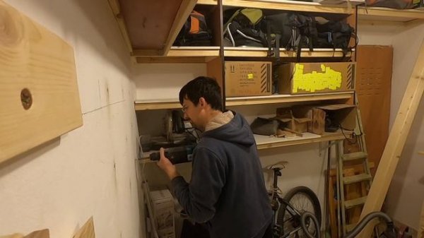 Лучший способ развесить инструменты в домашней мастерской. Францyзский шпунт.