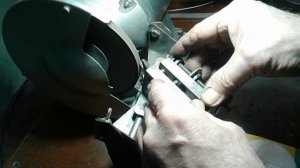 Приспособление для заточки сверл с плоскими задними поверхностями. Часть 1.