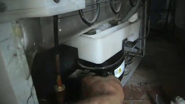 Заправка холодильника газом. смотреть онлайн