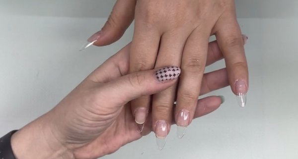 Easy Nails • Гелевые типсы