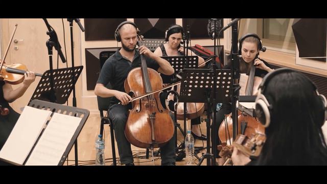 Un souffle dans la nuit | Flo Sabeva смотреть онлайн