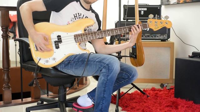Fender P Bass - 198x Made in Japan смотреть онлайн