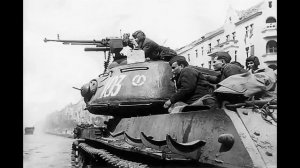 Плачет солдат