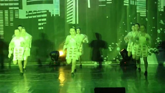 Ансамбль эстрадного танца импульс. Мы маленькие дети. смотреть онлайн