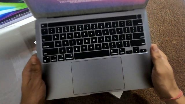 Unboxing Mac Book Pro M1 Chip 2021 || 512 gb || Quick Look || смотреть онлайн