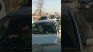 Гоним встречника в начало пробки
