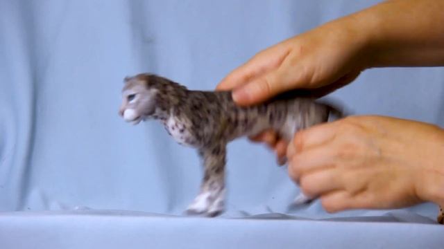 дикие кошки в смешанной технике смотреть онлайн