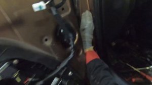 Как снять обивку двери KIA Sportage