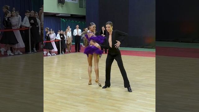 Ча-ча-ча / Башинский Никита и Добровольская Анна - Чемпионат БФТ 2023 спортивные бальные танцы смотреть онлайн