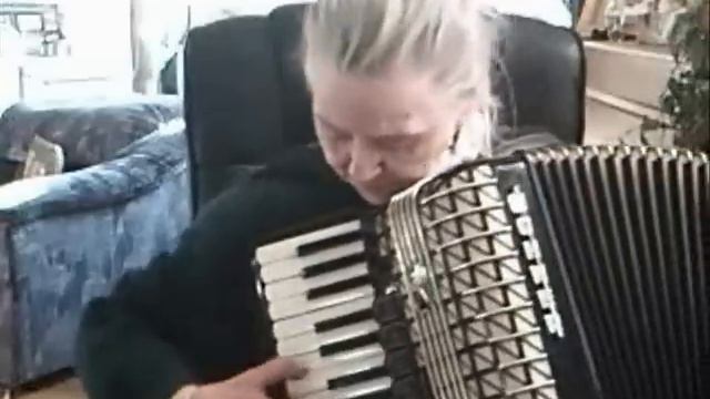 nozie -155 - Love Story - Where do I Begin - on Hohner accordeon смотреть онлайн