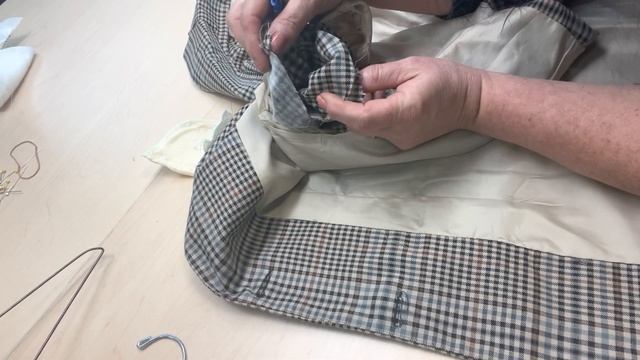 ✂️ КАК УБРАТЬ ПОДПЛЕЧНИКИ.. женский жакет…Справиться каждый          #700