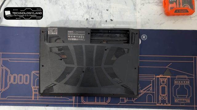 Laptop gigabyte g5 Gd Gamer ram.ssd y mantenimiento смотреть онлайн