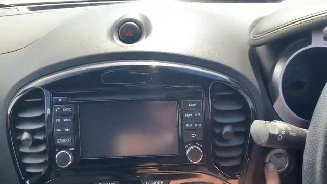 2016 Nissan Juke Tekna смотреть онлайн