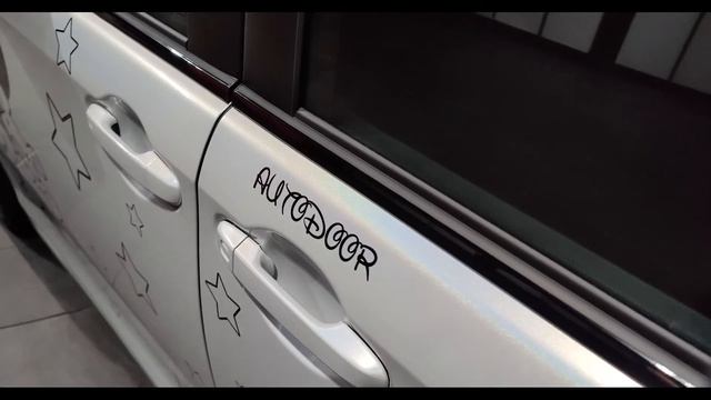 Toyota Esquire Mickey Familys Edition смотреть онлайн