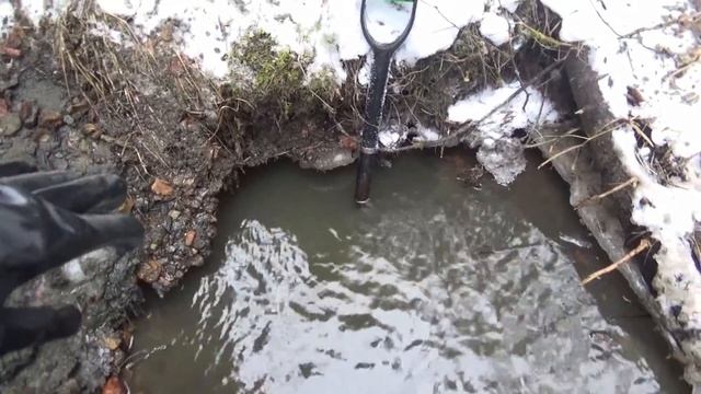 Вскрыл борт ручья и не зря!!! Там оно ЗОЛОТО!!! смотреть онлайн