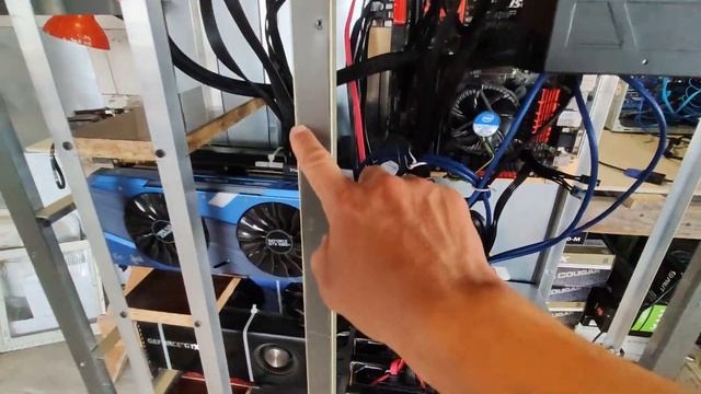 2ч. Самодельный продувной риг на 6 карт, 3070ti + 1080ti + бокс на шесть дисков под CHIA смотреть онлайн