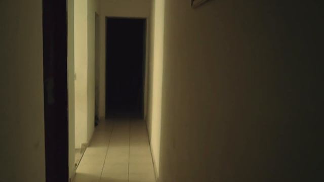 A BONECA POSSUÍDA - VOCÊ NÃO ESTÁ SÓ ☠️🩸😱 | FILME TERROR 🎥 | EPISÓDIO 1 смотреть онлайн