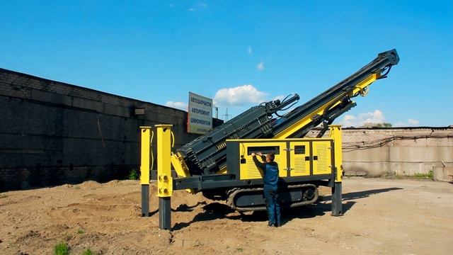 Новая сваебойная установка Стройматик. Забивает сваи 400х400 мм до 8 метров смотреть онлайн