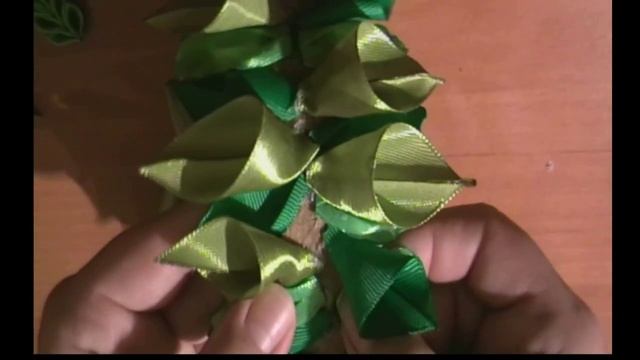 Украинский венок из атласных лент . Канзаши. смотреть онлайн