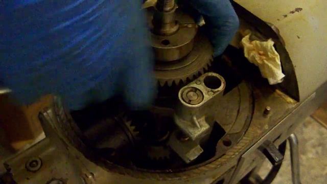 Hobart A120 12qt and A200 20qt Mixer Diving Key Transmission Disassembly смотреть онлайн