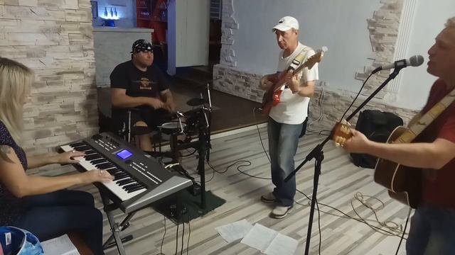 СПБ - Районы кварталы /репетиция/ (кавер на песню гр. Звери) смотреть онлайн