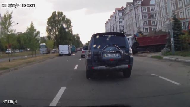Абсолютно наглая женская особь... смотреть онлайн