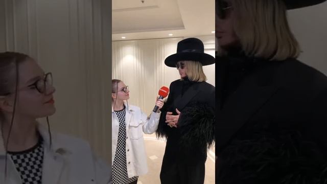 На Премии - Сергей Зверев смотреть онлайн