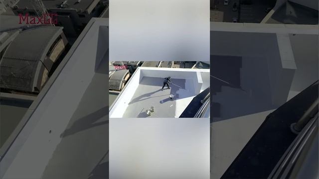 Почему мы используем 2 цвета при гидроизоляции?