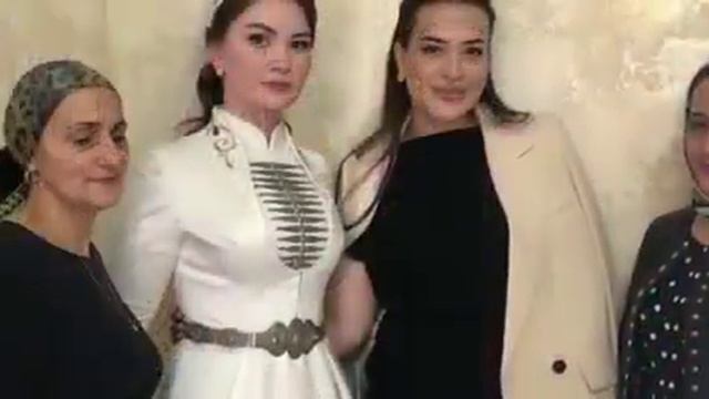 " Национальные традиции в фотоальбоме моей семьи". смотреть онлайн