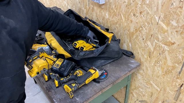 Dewalt DCK668P3 / DCH273NT Akku Set (Mein Neues Akku Werkzeug)