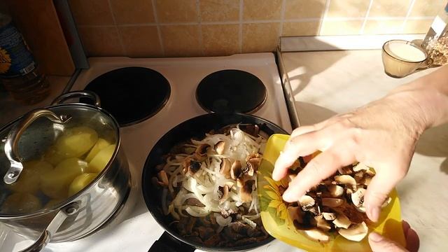 БЕФСТРОГАНОВ С ГРИБАМИ  ПРАЗДНИК ВКУСА!!!
