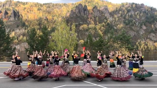 ATS Flash Mob World Wide 2019 MANGO Krasnoyarsk, Russia смотреть онлайн
