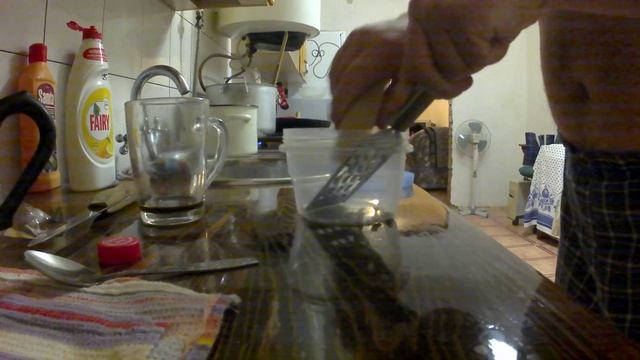 ЧЕМ МОЖНО ЛЕГКО ОТМЫТЬ РУКИ !!!!! смотреть онлайн