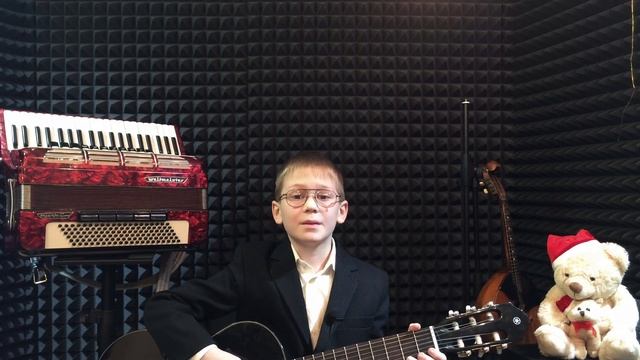 Аккорды на гитаре.Обучение игре на гитаре от школьника. смотреть онлайн