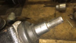 Русская механика РМ 650-2! Замена шаровых опор и пыльника шруса, на аналоги от автомобиля