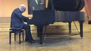 Алексей Хевелев. Баба Яга. Испоняет автор. 2019 год