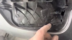 Как Снять лючок с Volkswagen т￼Тигуан