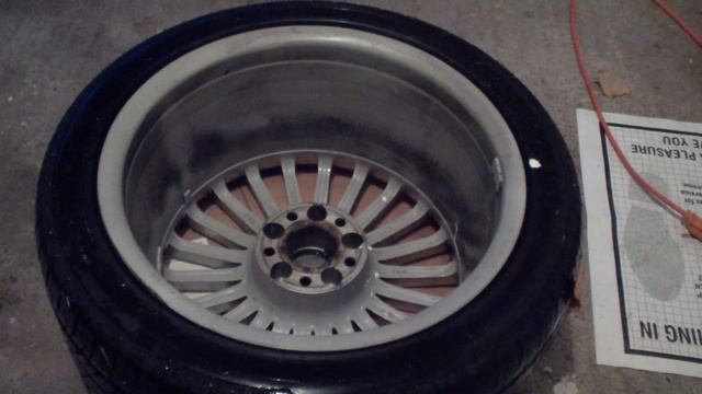 Polishing Mercedes SL55 AMG wheels baked on brake dust removal смотреть онлайн