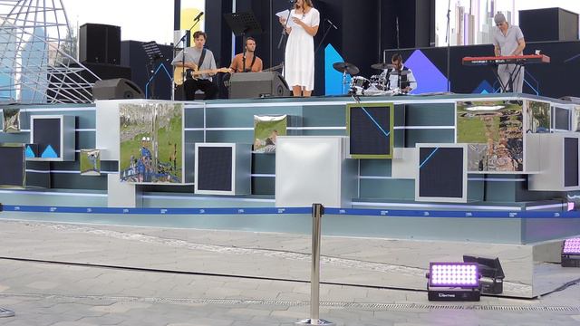 Интерактивный литературно-поэтический концерт "Наш Маяковский" в Москве смотреть онлайн