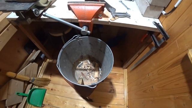 Нож из мехпилы Р6М5. Making Knife from an rusty iron. смотреть онлайн