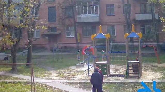 двор на ул. Куйбышева (07.10.2013) смотреть онлайн