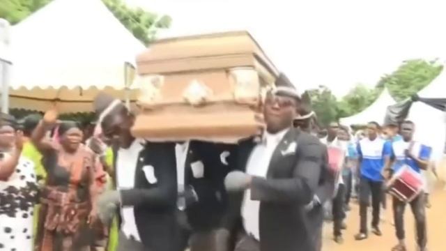 Coffin Dance Meme in PIGGY ROBLOX - COMPILATION #3 смотреть онлайн