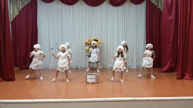 группа "Офелия ".танец "Поварята".КТК-талантливым детям смотреть онлайн