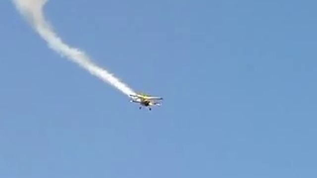 Pitts Python air display смотреть онлайн
