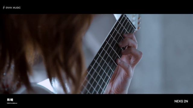 Introducing the NEXG 2N Nylon String Smart Guitar смотреть онлайн