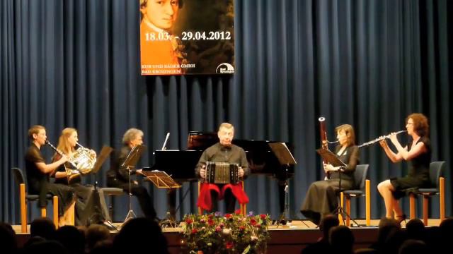 Héctor Urbón - Fuga y Misterio, Piazzolla - Konzert 2012 - смотреть онлайн
