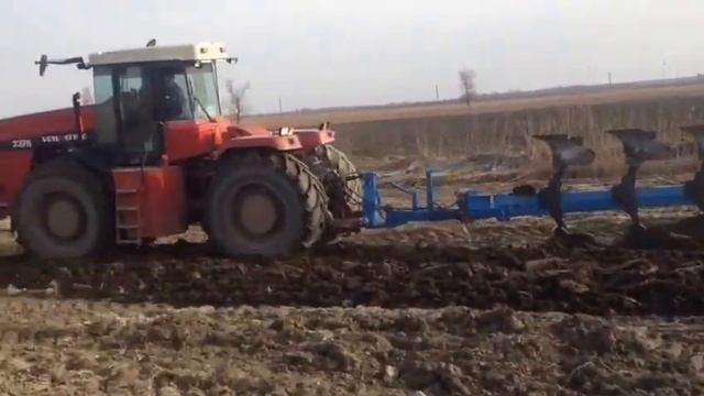 Плуг оборотный ПОН-8 (Уманьферммаш) смотреть онлайн