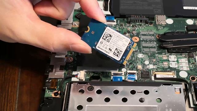 Thinkpad T480 WWAN SSD Upgrade Guide | m.2 2242 | Lenovo DIY смотреть онлайн